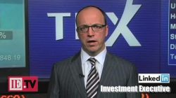 Gold bullion to keep on shining in 2012