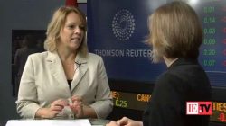 How to structure a financial advisory team