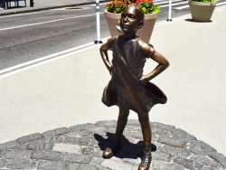 Fearless girl in Manhattan